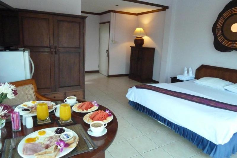 Supergreen Hotel Chalong Luaran gambar
