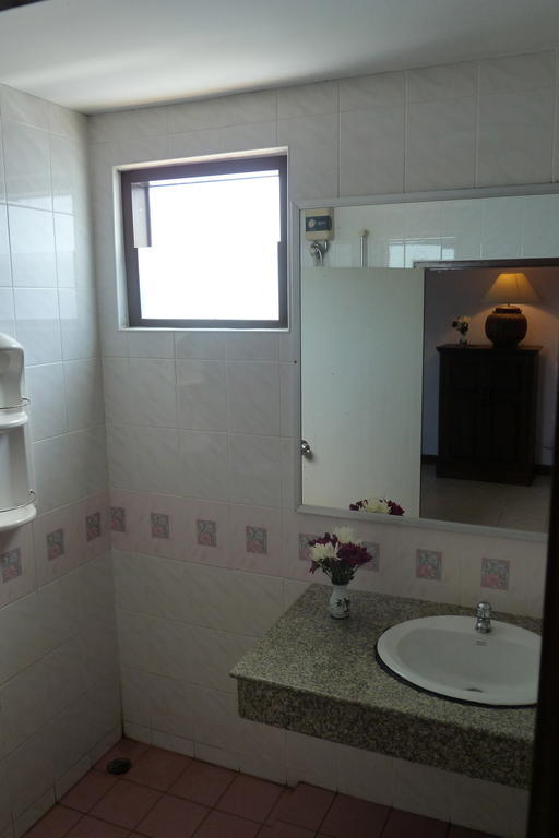 Supergreen Hotel Chalong Bilik gambar